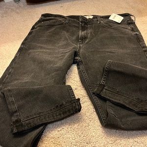 Woman Free People Faded Black Ripped Jeans Size 31 NWT